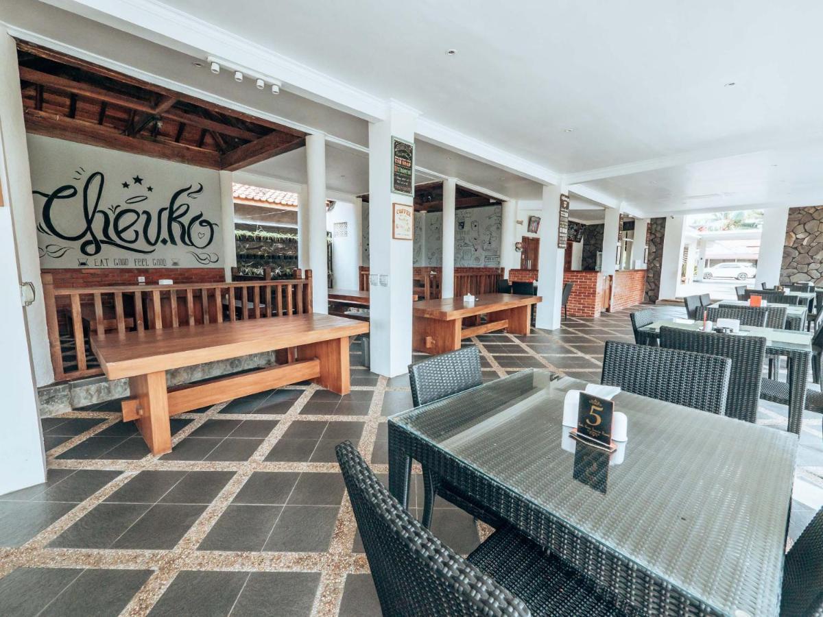 Sunrise Resort Batukaras Exterior photo