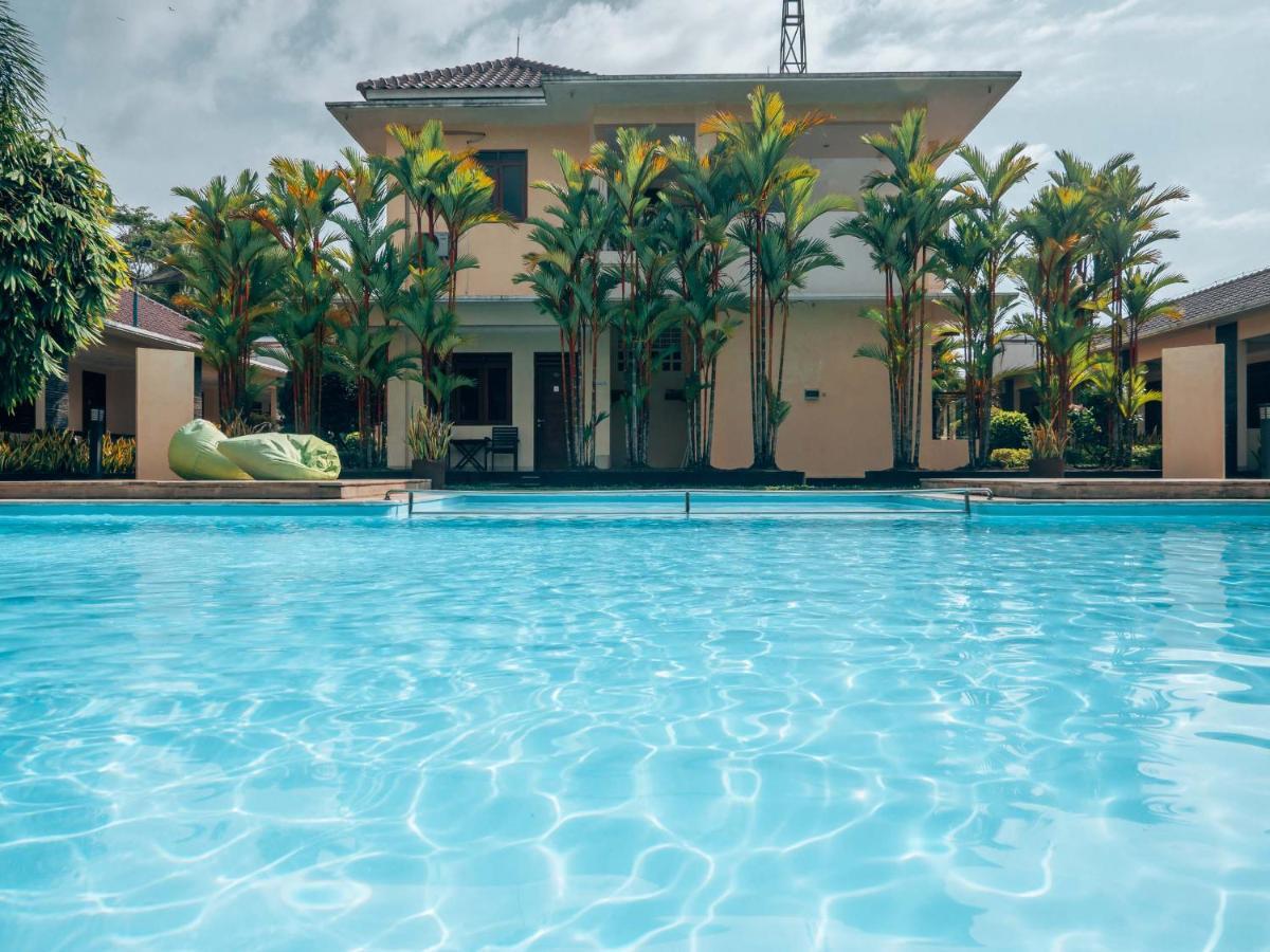 Sunrise Resort Batukaras Exterior photo